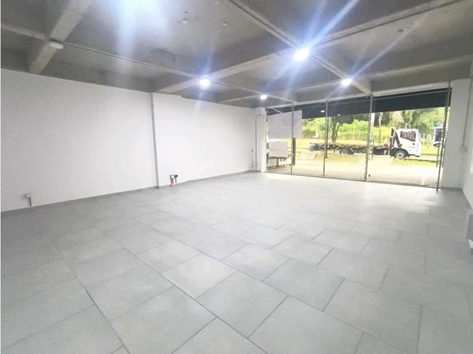 Local en arriendo en Cr. San Juan De La Loma, Armenia, 80 m² · foto 12 de 14