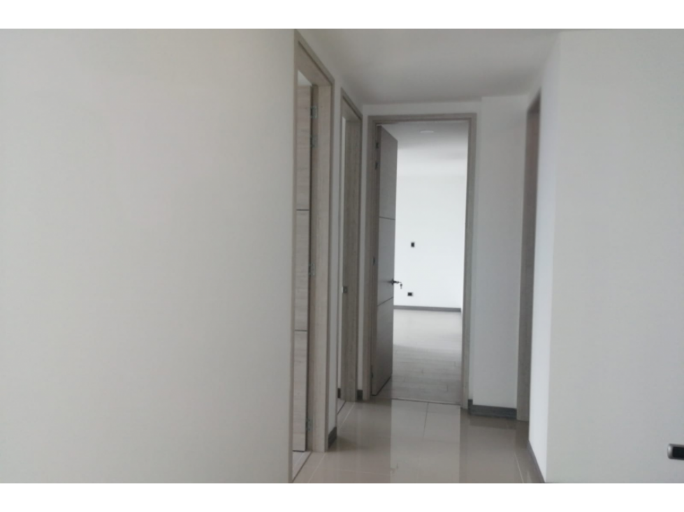 Apartamento en venta en Fundadores, Armenia · foto 2 de 18