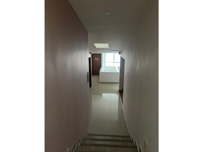 Casa de 16 alcobas en venta en Zona Industrial La Popa, Dosquebradas, 300 m² · foto 4 de 17