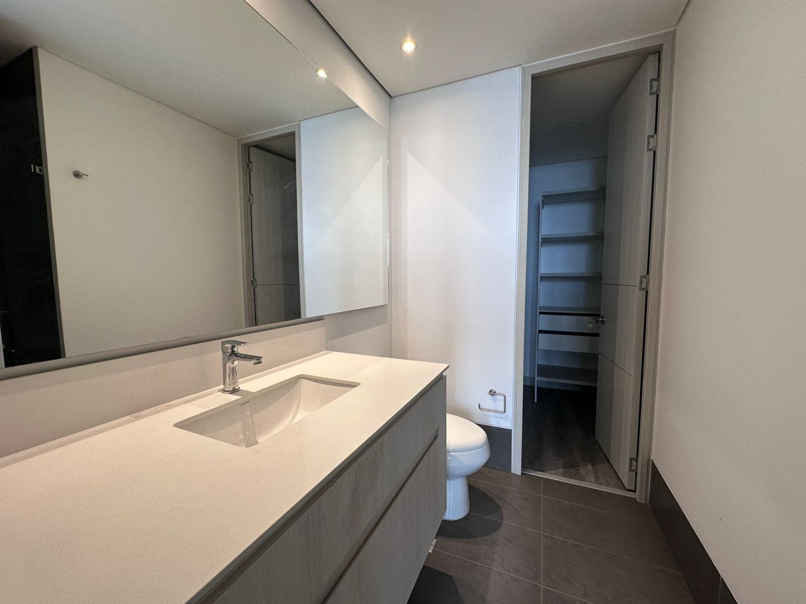 Apartamento en arriendo en El Poblado, Medellín · foto 15 de 17