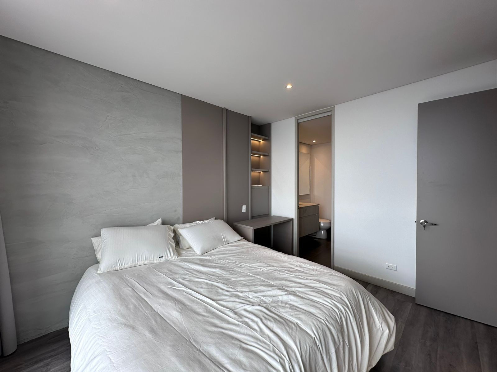 Apartamento en arriendo en El Poblado, Medellín · foto 14 de 17