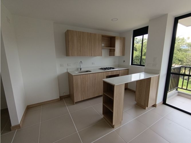 Apartamento de 3 alcobas en arriendo en La Ceja, 74 m² · foto 3 de 20