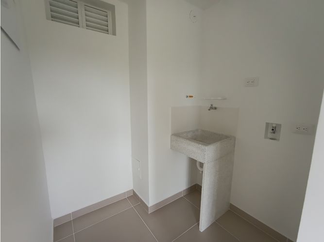 Apartamento de 3 alcobas en arriendo en La Ceja, 74 m² · foto 4 de 20
