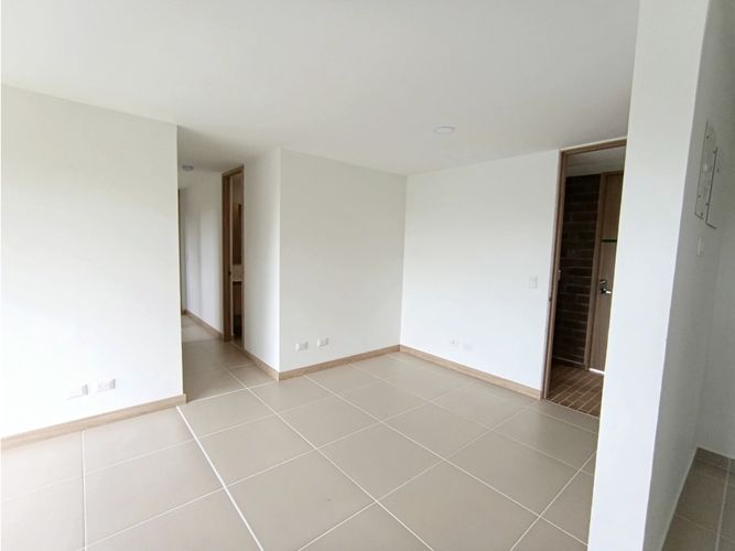 Apartamento de 3 alcobas en arriendo en La Ceja, 74 m² · foto 6 de 20