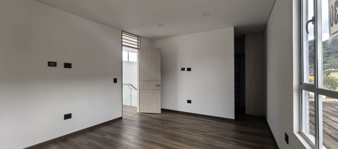Casa de 4 alcobas en venta en La Moya, Cota, 175 m² · foto 7 de 16