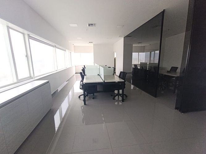 Oficina en arriendo en Manila, Medellín, 94 m² · foto 5 de 10