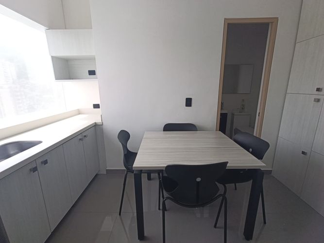 Oficina en arriendo en Manila, Medellín, 94 m² · foto 9 de 10