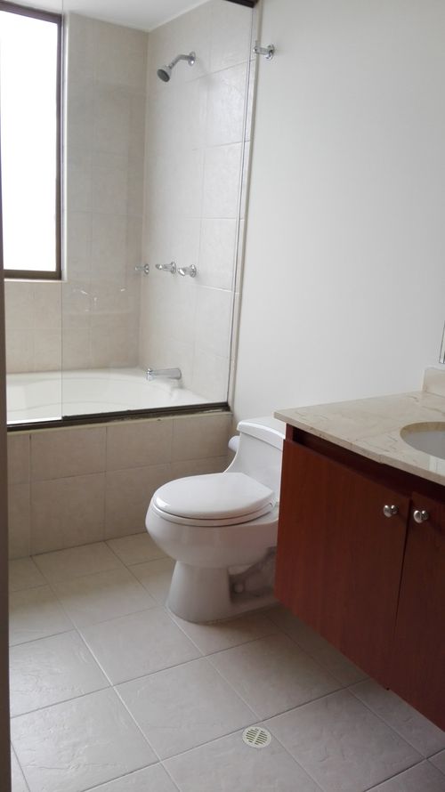Casa de 3 alcobas en arriendo en San Jose De Los Nogales, Chía, 236 m² · foto 18 de 24