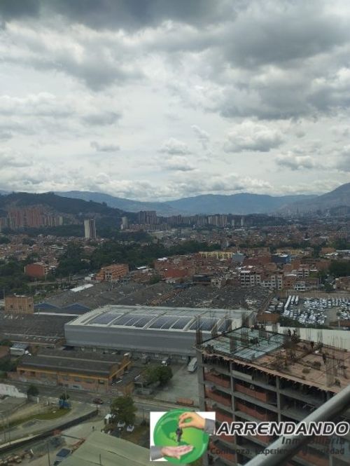 Apartamento de 3 alcobas en arriendo en El Guayabo, Itagüí, 75 m² · foto 4 de 11