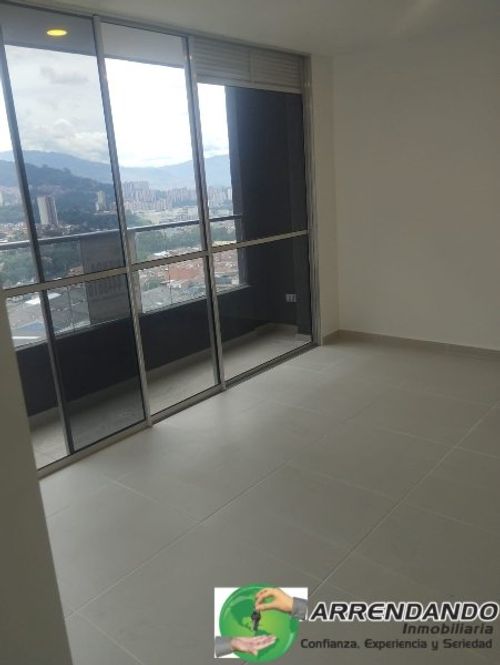Apartamento de 3 alcobas en arriendo en El Guayabo, Itagüí, 75 m² · foto 5 de 11