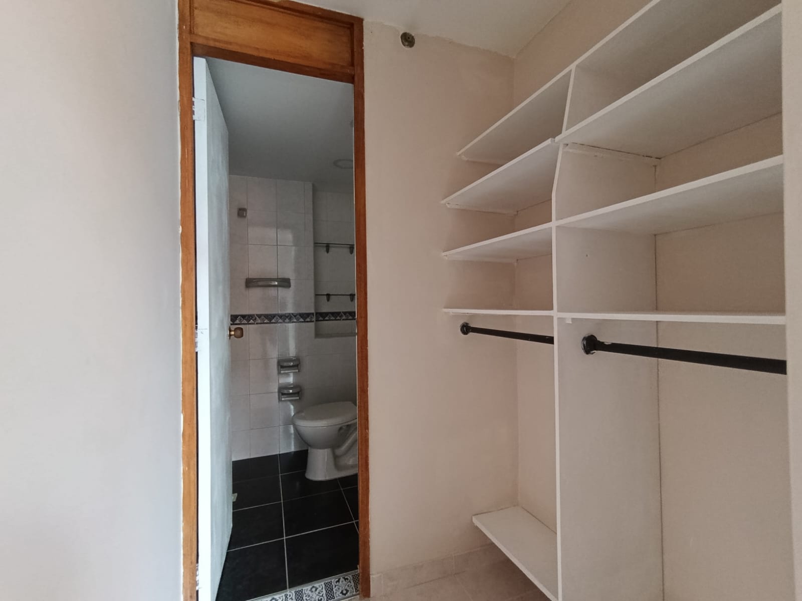 Apartamento en arriendo en El Poblado, Medellín · foto 6 de 20
