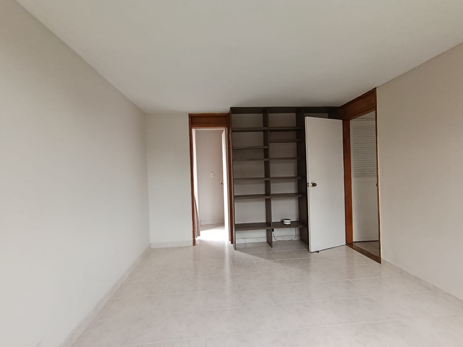 Apartamento en arriendo en El Poblado, Medellín · foto 7 de 20