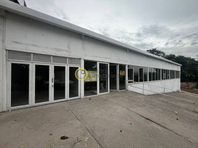 Bodega en arriendo en Ruitoque, Piedecuesta, 320 m² · foto 2 de 10