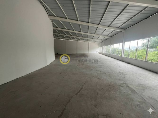 Bodega en arriendo en Ruitoque, Piedecuesta, 320 m² · foto 3 de 10