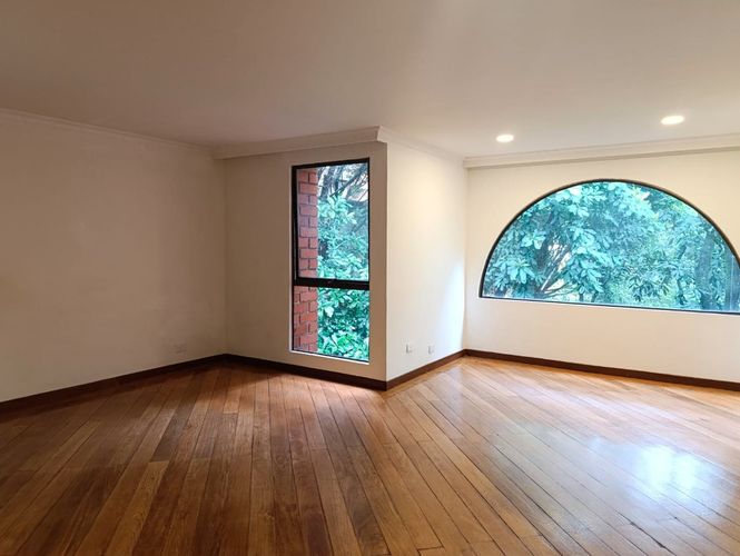 Apartamento de 3 alcobas en venta en El Poblado, Medellín, 241 m² · foto 7 de 20