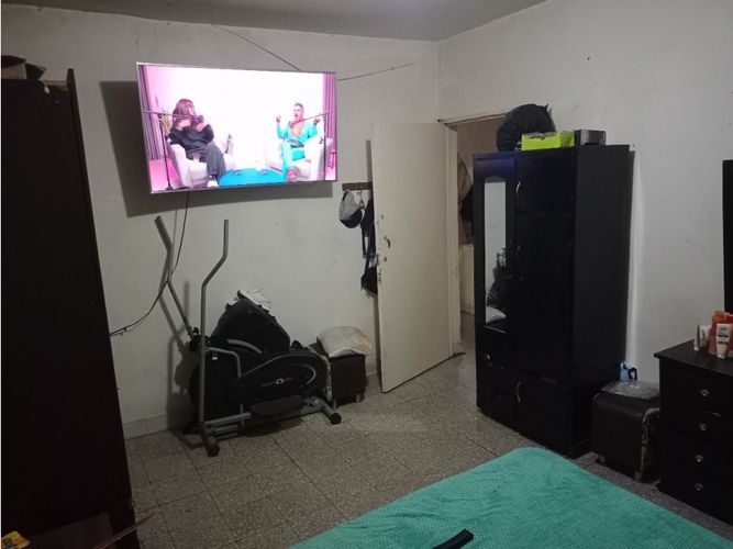 Casa de 6 alcobas en venta en La Milagrosa, Medellín, 90 m² · foto 5 de 11
