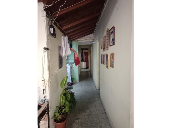 Casa de 6 alcobas en venta en La Milagrosa, Medellín, 90 m² · foto 10 de 11