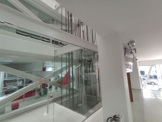 Edificio en venta en Granada, Cali, 2214 m² · foto 9 de 24