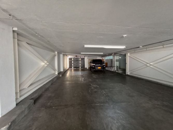 Edificio en venta en Granada, Cali, 2214 m² · foto 15 de 24