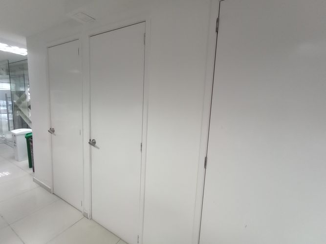 Edificio en venta en Granada, Cali, 2214 m² · foto 23 de 24