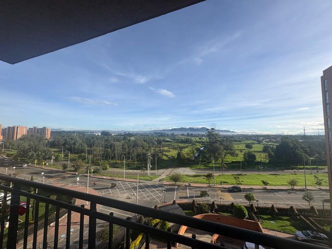 Apartamento en venta en Gran Granada, Bogotá · foto 7 de 24