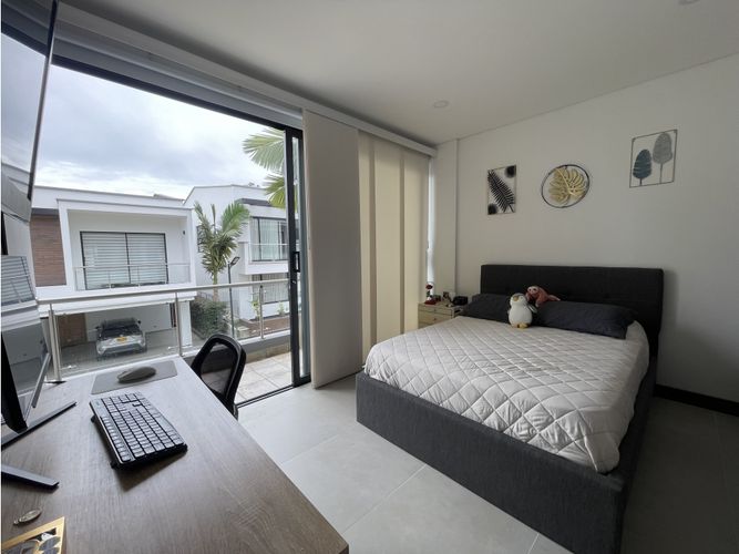 Casa de 4 alcobas en venta en El Retiro, 262 m² · foto 6 de 12