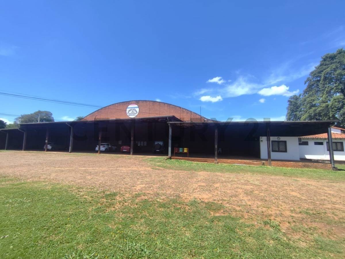 Excepcional Oportunidad de Inversión: Propiedad Productiva de 30.594 m² con 7.770 m² de Construcción sobre Ruta 2, Km 18, Capiatá, Central. Precio: US$ 4.500.000. — foto 3