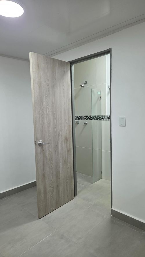 Local en arriendo en Santa Monica, Cali, 150 m² · foto 9 de 24