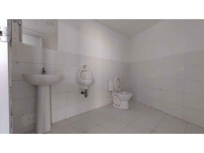 Local en arriendo en La Carola, Manizales, 300 m² · foto 17 de 18