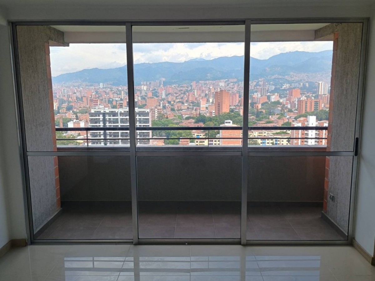 Apartamento en arriendo en San German, Medellín · foto 4 de 15