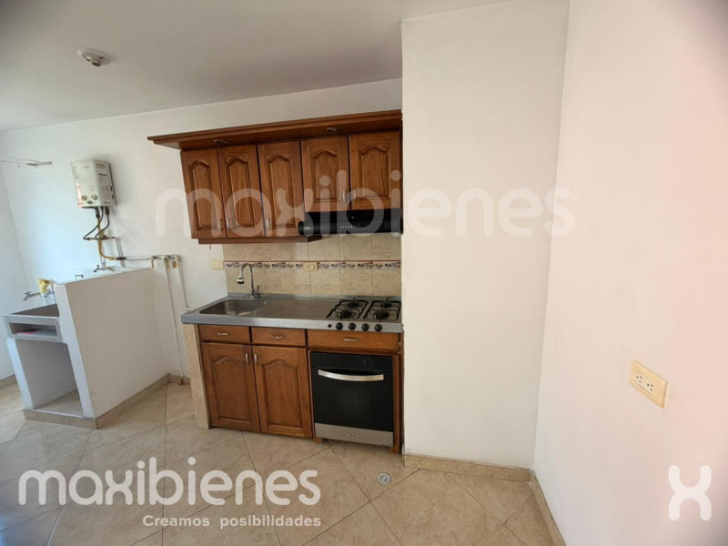 Apartamento en arriendo en Urbanizacion Villa Verde, Medellín · foto 2 de 13