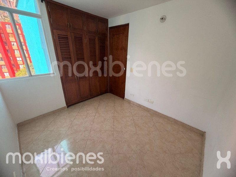 Apartamento en arriendo en Urbanizacion Villa Verde, Medellín · foto 8 de 13