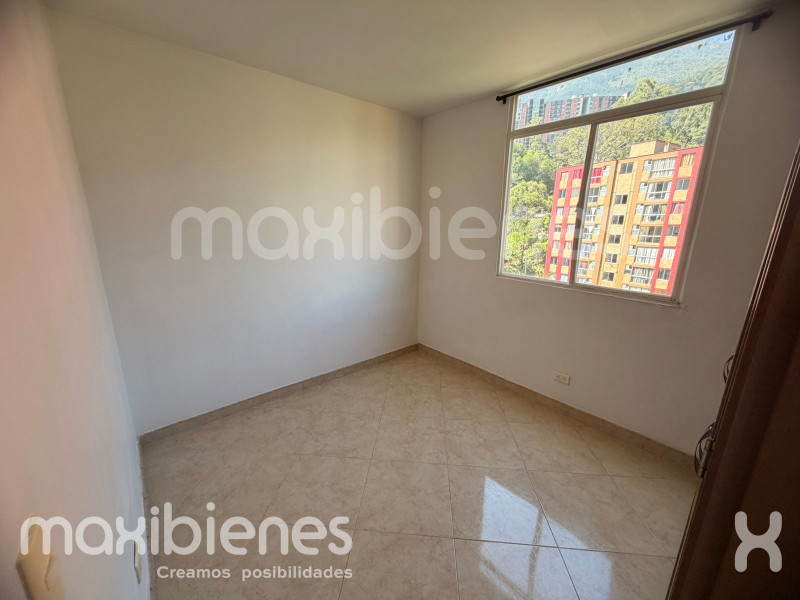 Apartamento en arriendo en Urbanizacion Villa Verde, Medellín · foto 9 de 13