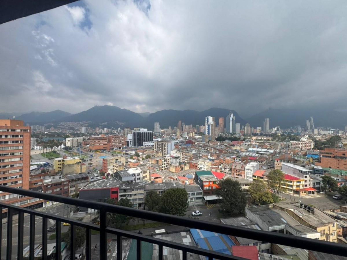 Apartamento en venta en Usatama, Bogotá · foto 4 de 15