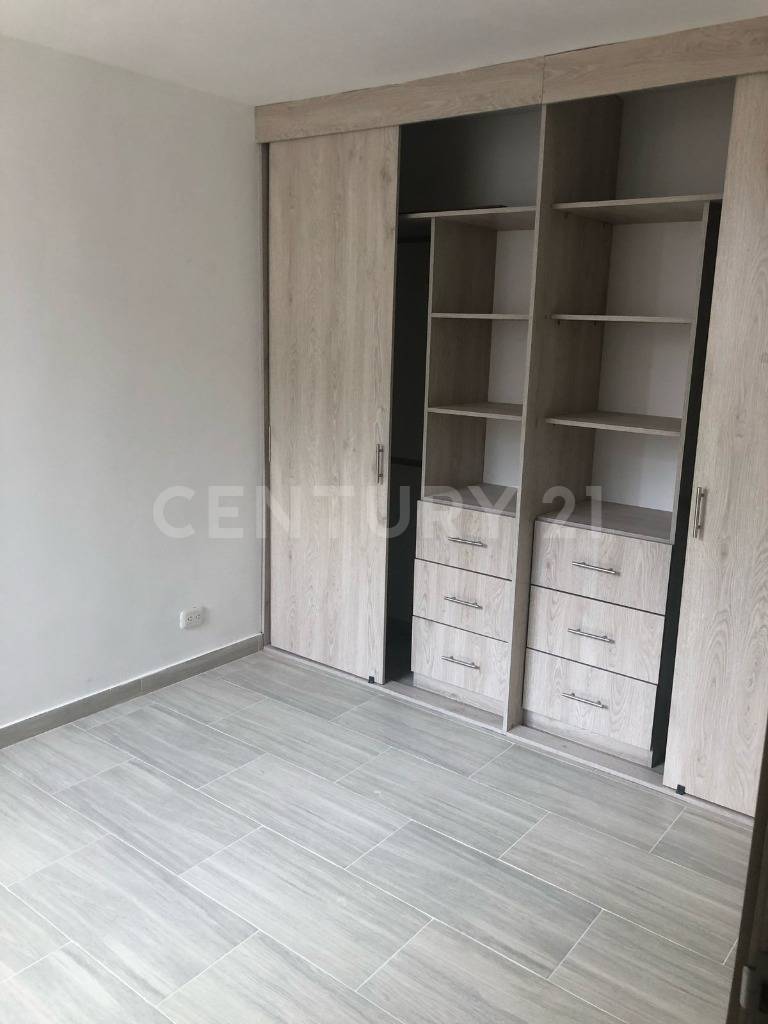 Apartamento en venta en Madelena, Bogotá · foto 12 de 14