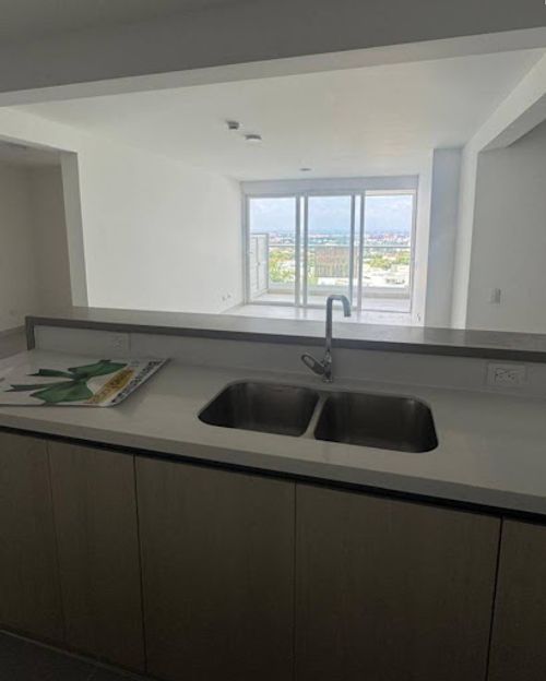 Apartamento de 3 alcobas en venta en Conjunto Residencial Umbria, Cali, 117 m² · foto 6 de 18