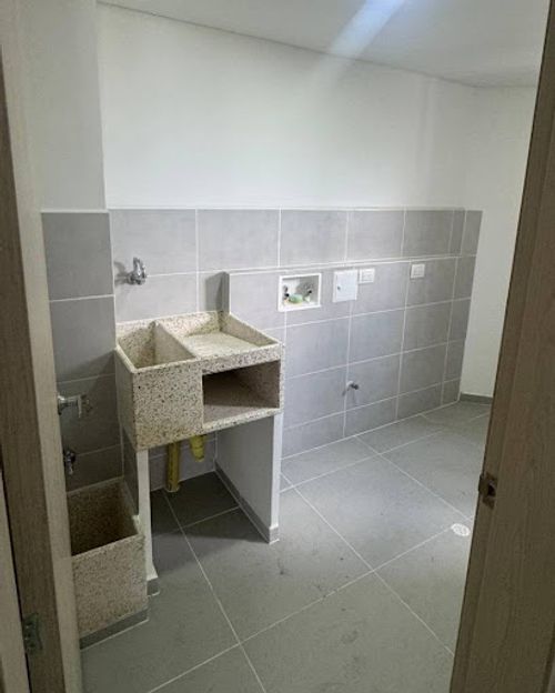 Apartamento de 3 alcobas en venta en Conjunto Residencial Umbria, Cali, 117 m² · foto 14 de 18