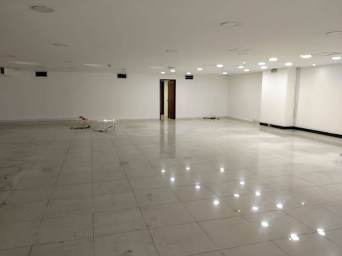 Local en arriendo en Villa Nueva, Medellín, 280 m² · foto 4 de 11