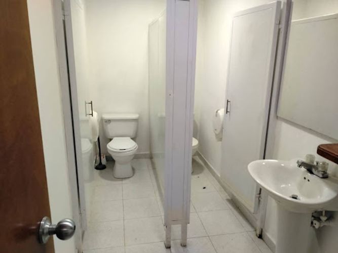 Local en arriendo en Villa Nueva, Medellín, 280 m² · foto 11 de 11
