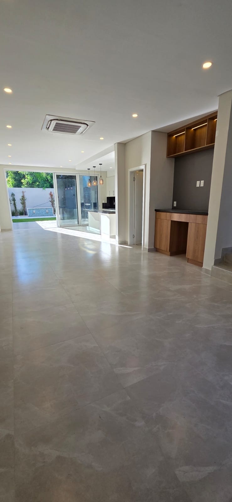 VENDO 2 DUPLEX ESTILO MINIMALISTA A ESTRENAR EN VILLA AURELIA — foto 3