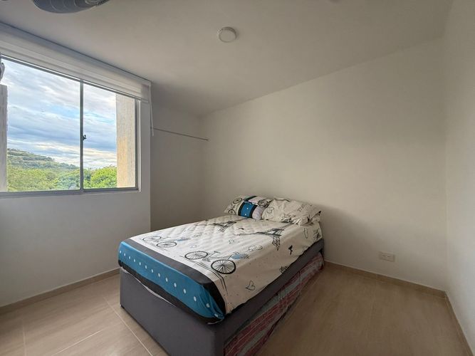 Apartamento de 2 alcobas en venta en Girardot, Girardot, 58 m² · foto 8 de 14