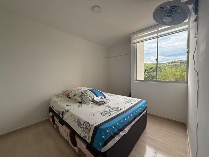Apartamento de 2 alcobas en venta en Girardot, Girardot, 58 m² · foto 6 de 14