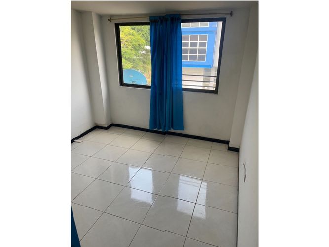 Casa de 6 alcobas en venta en Eucaristico, Cali, 293 m² · foto 6 de 18