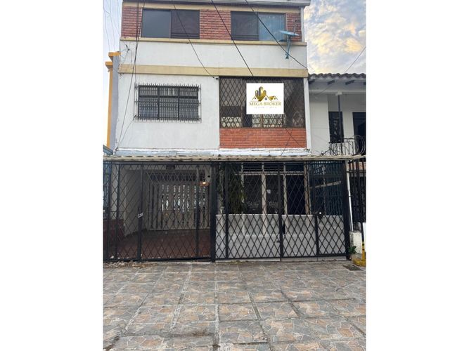Casa de 6 alcobas en venta en Eucaristico, Cali, 293 m² · foto 18 de 18