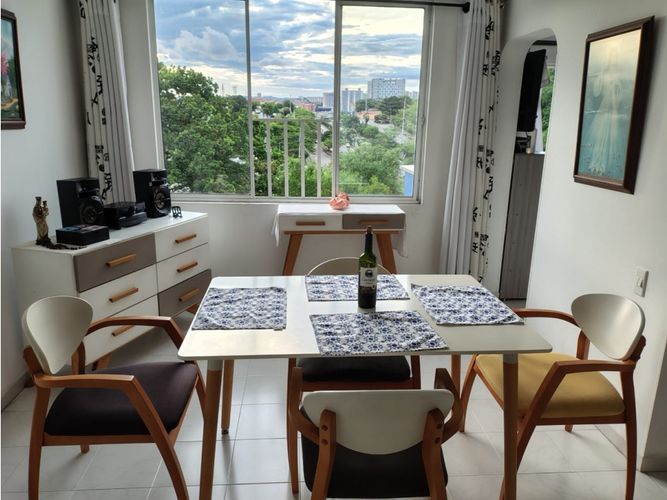 Apartamento de 3 alcobas en venta en Lagos Ii, Floridablanca, 93 m² · foto 4 de 24
