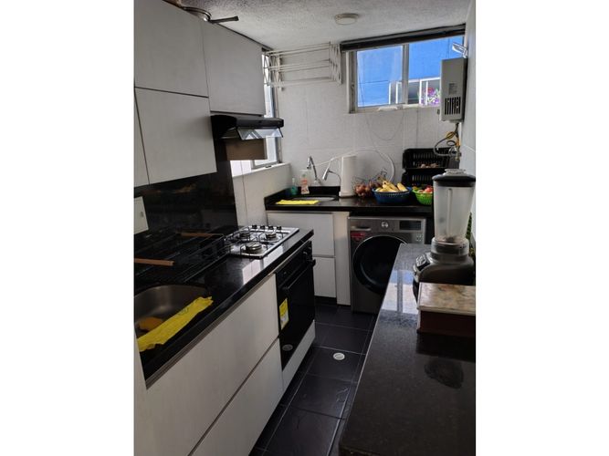 Apartamento de 3 alcobas en venta en Lagos Ii, Floridablanca, 93 m² · foto 7 de 24