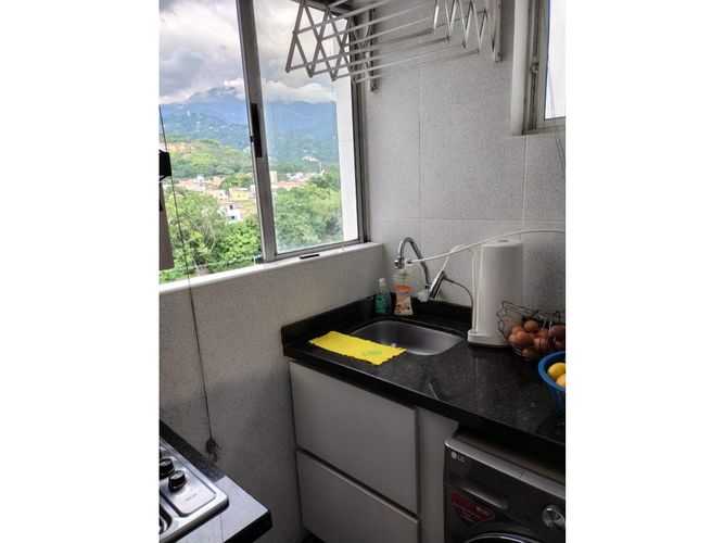 Apartamento de 3 alcobas en venta en Lagos Ii, Floridablanca, 93 m² · foto 17 de 24