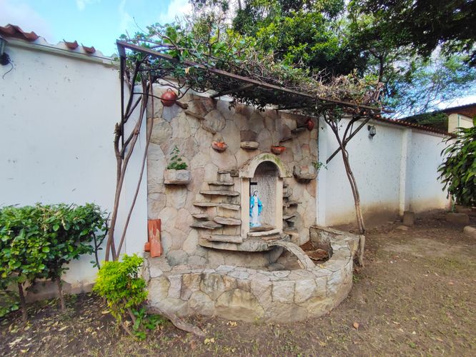 Casa de 6 alcobas en venta en Villa Antigua, Villa del Rosario, 1649 m² · foto 7 de 24