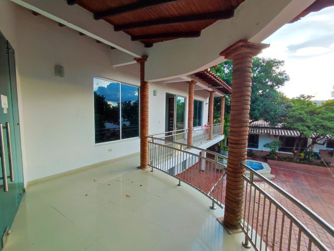 Casa de 6 alcobas en venta en Villa Antigua, Villa del Rosario, 1649 m² · foto 10 de 24