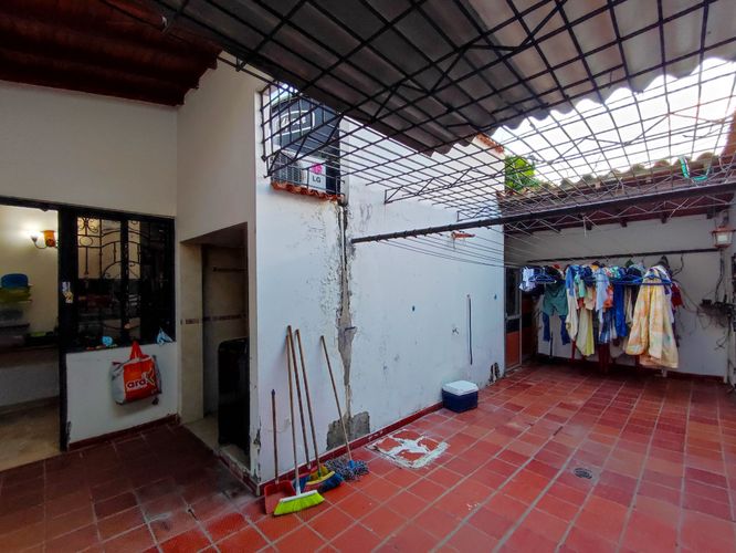 Casa de 6 alcobas en venta en Villa Antigua, Villa del Rosario, 1649 m² · foto 19 de 24